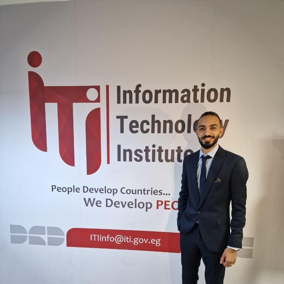مؤمن حامد